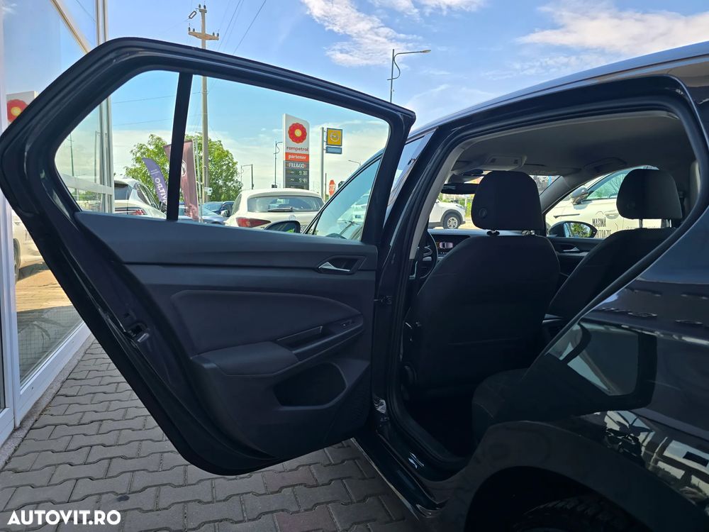 Volkswagen Golf - 15