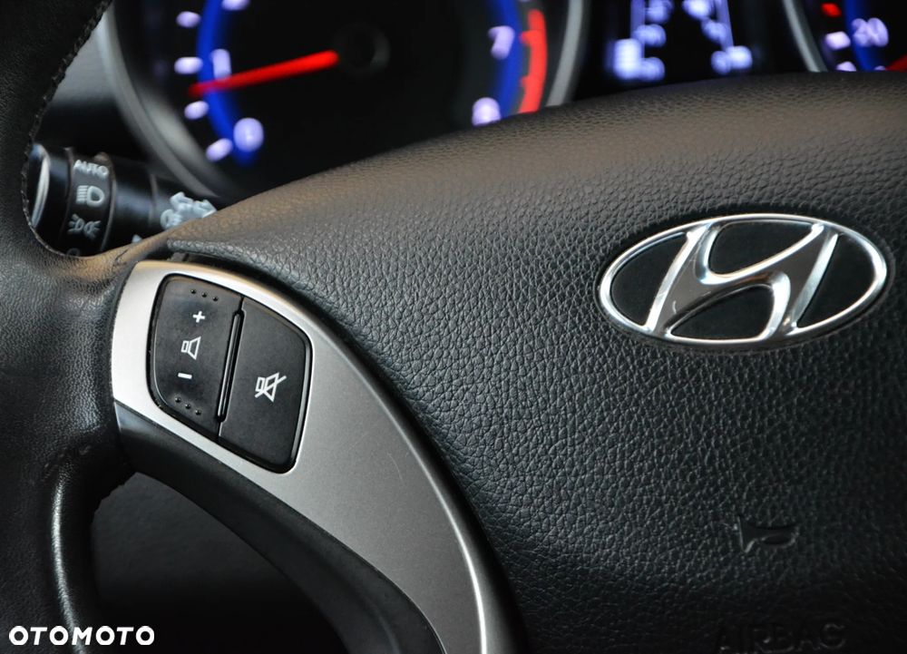 Hyundai i30 1.4 Premium - 12