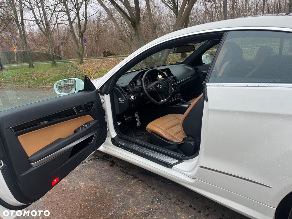 Mercedes-Benz Klasa E - 15