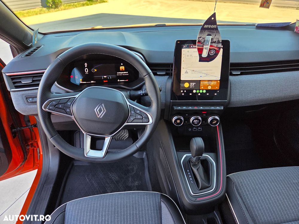 Renault Clio - 26