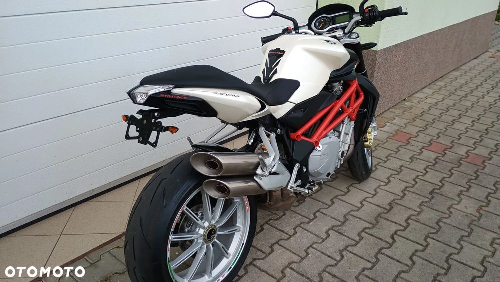 MV AGUSTA Brutale - 4