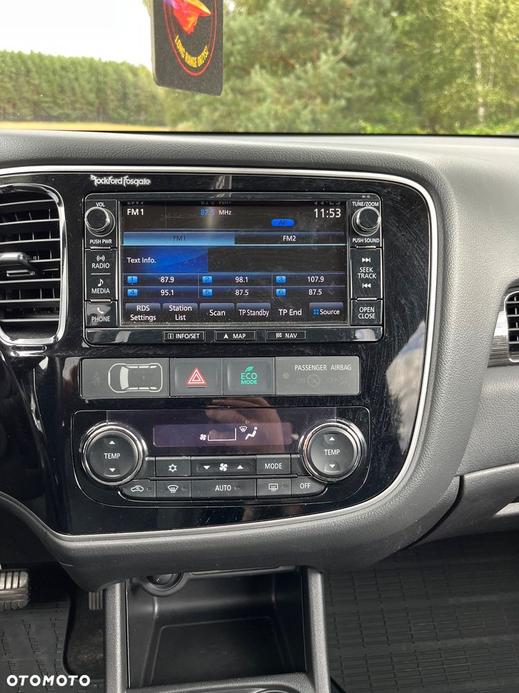 Mitsubishi Outlander 2.2 DI-D 4WD Automatik Diamant Edition - 23