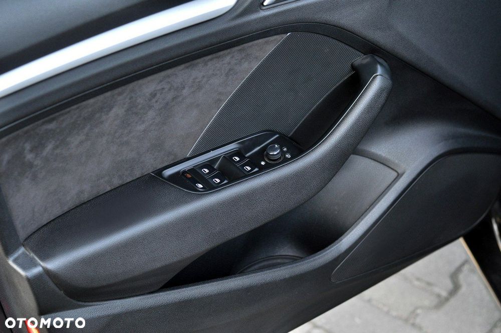 Audi A3 Limousine 1.6 TDI Attraction - 5