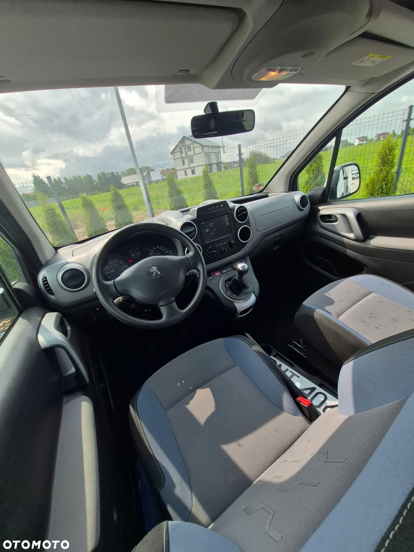 Peugeot Partner 1.6 BlueHDi Outdoor S&S - 9
