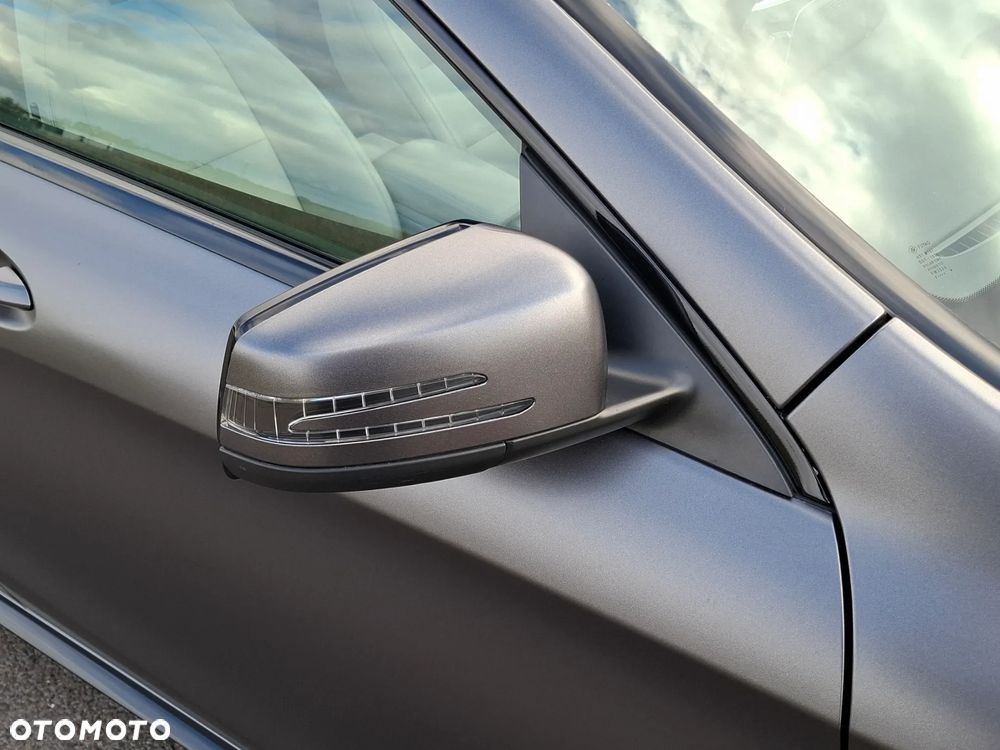 Mercedes-Benz CLA 250 7G-DCT AMG Line - 34