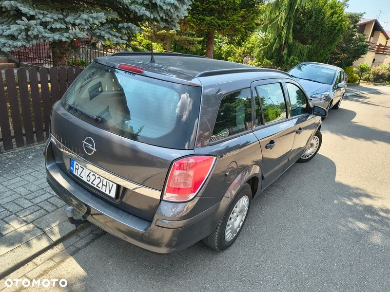 Opel Astra - 4