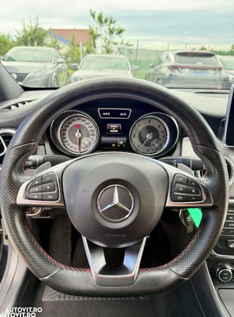 Mercedes-Benz CLA 220 d Shooting Brake 4Matic 7G-DCT AMG Line - 9