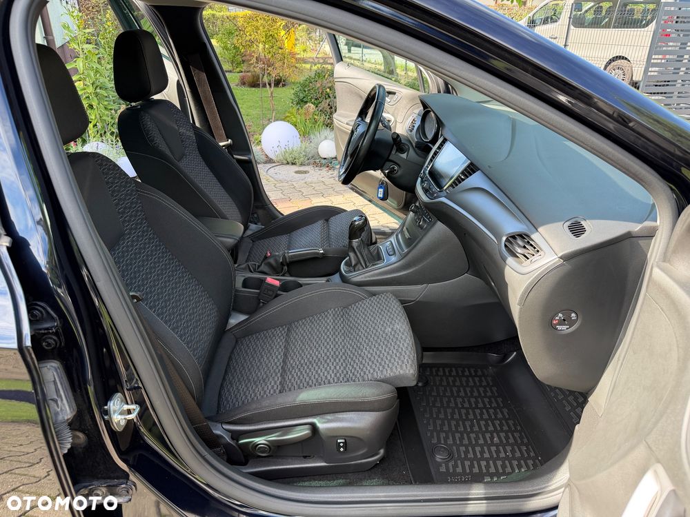 Opel Astra 1.4 Turbo Start/Stop Innovation - 29