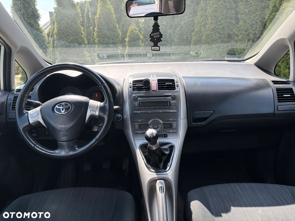 Toyota Auris 1.6 VVT-i Premium - 5