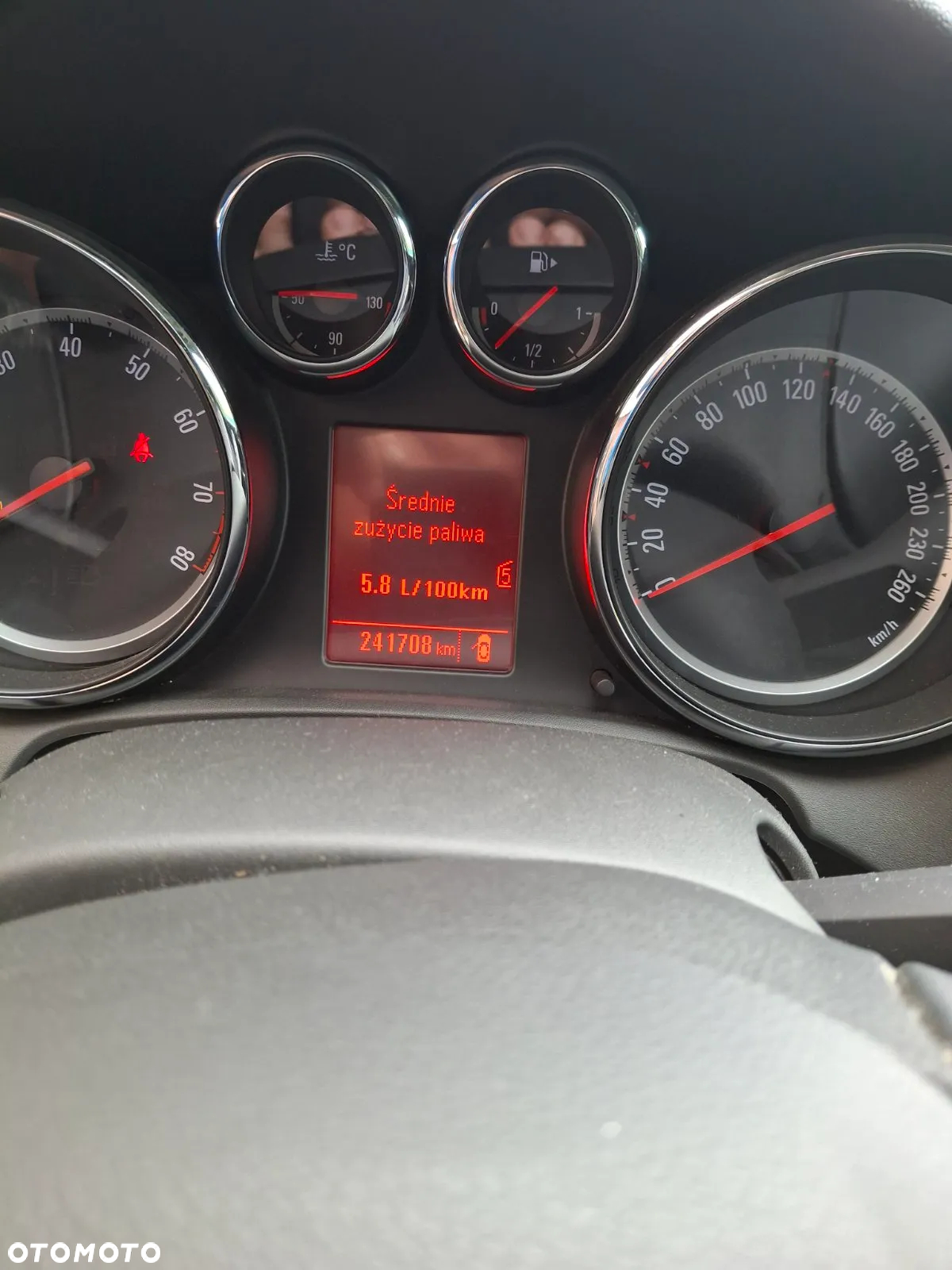 Opel Astra IV 1.4 T Sport - 12