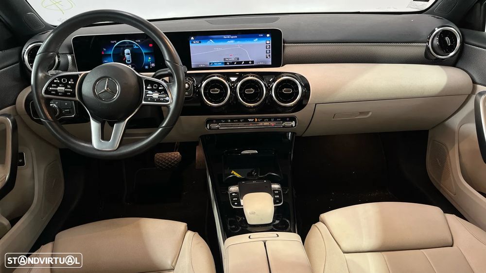 Mercedes-Benz A 180 Limousine d Progressive Aut. - 9