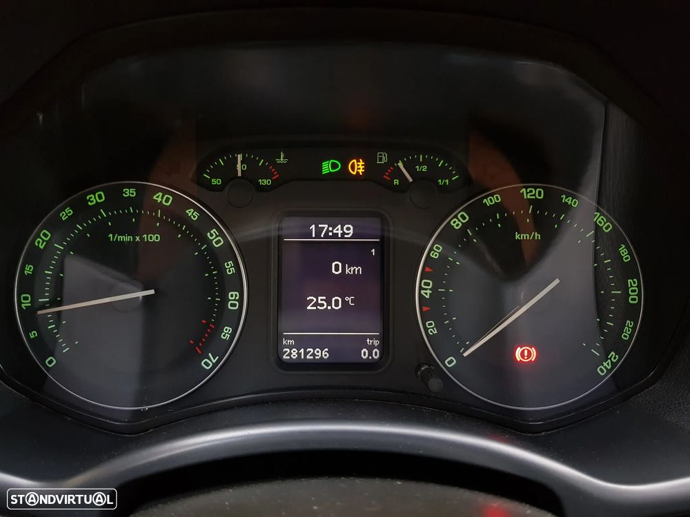 Skoda Octavia 1.6 Elegance - 22