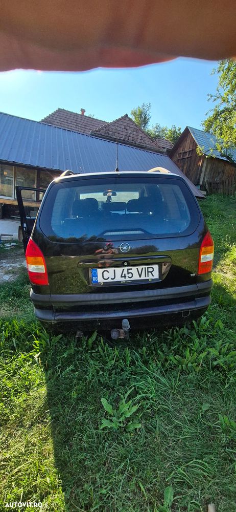 Opel Zafira 1.6 Elegance - 3