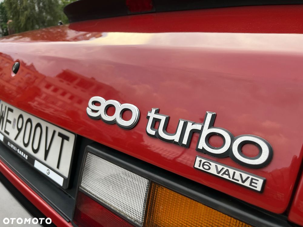 Saab 900 - 16