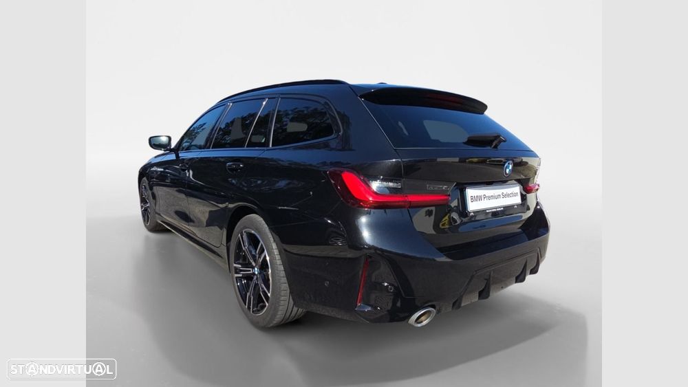 BMW 330 e Pack Desportivo M Auto — fotografia 5