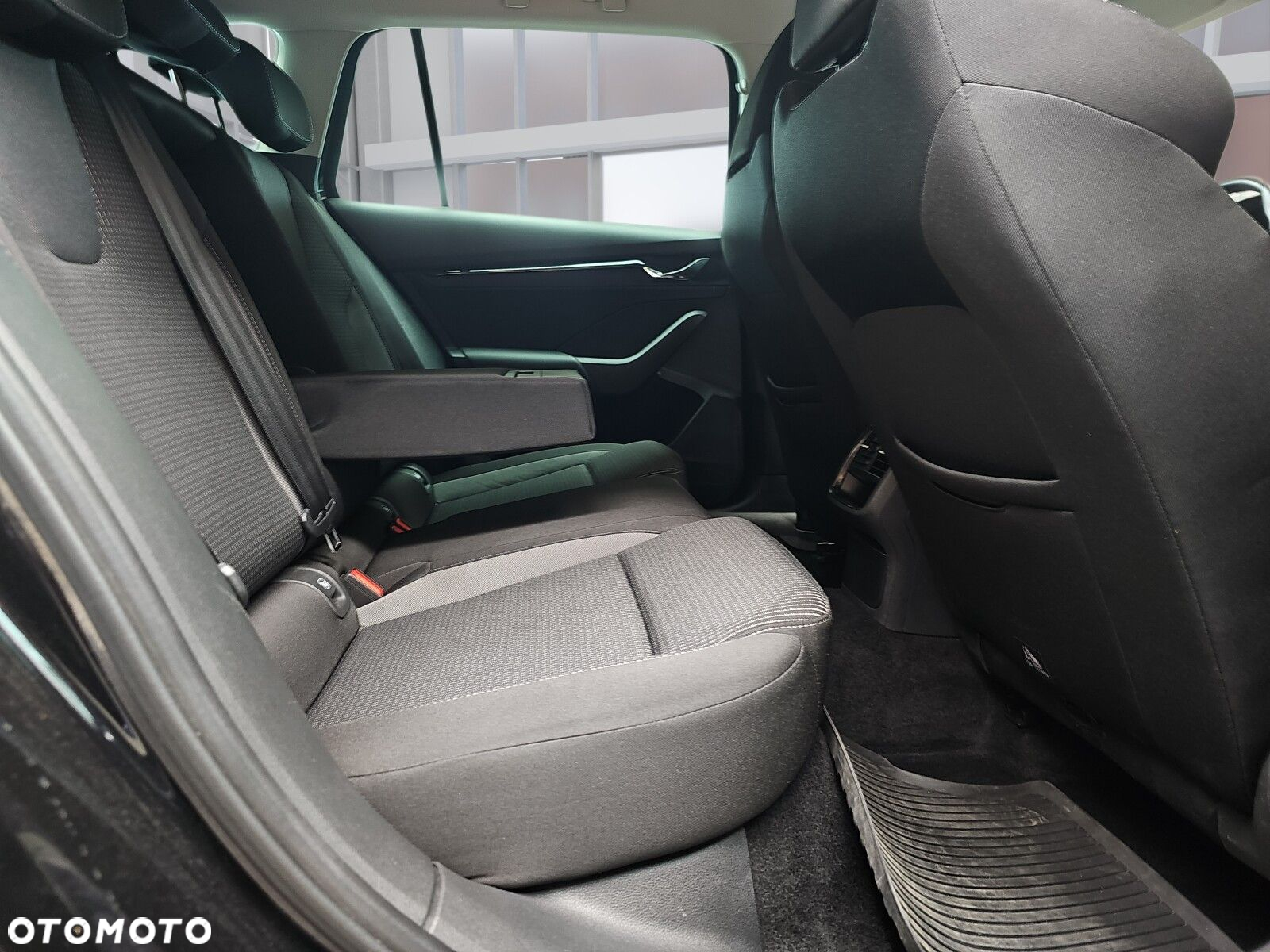 Skoda Octavia 2.0 TDI Ambition DSG - 12