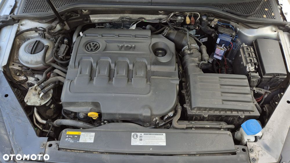 Volkswagen Passat 2.0 TDI SCR 4Mot DSG Comfortline - 37