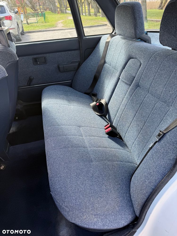 Volvo Seria 200 - 13