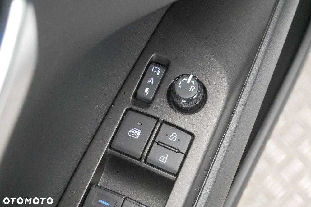 Toyota Camry 2.5 Hybrid Comfort CVT - 28