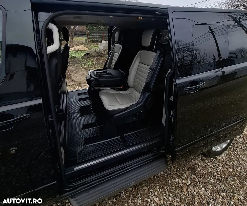 Ford Tourneo Custom Bus 320 2.0 EcoBlue 170 CP L2H1 Active Aut. - 18