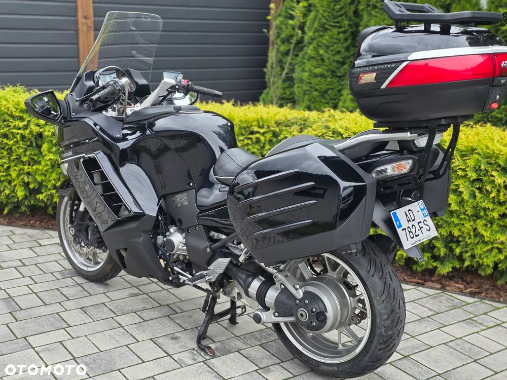 Kawasaki GTR - 20