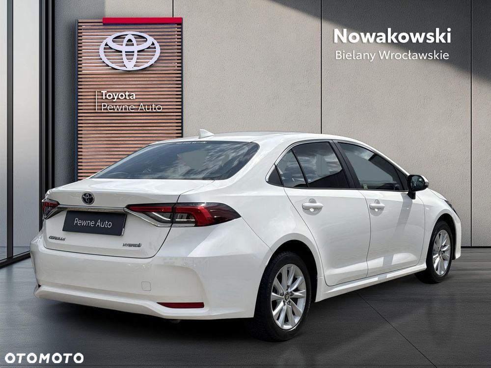 Toyota Corolla 1.8 Hybrid Comfort - 29
