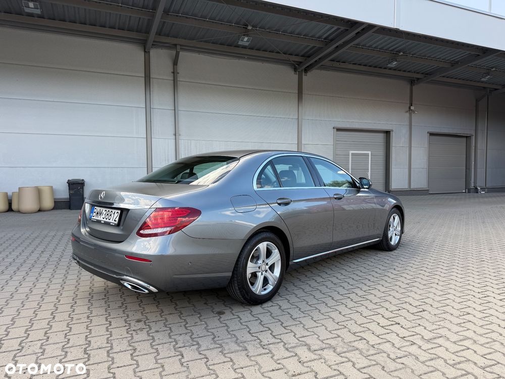 Mercedes-Benz Klasa E 220 d 9G-TRONIC - 5
