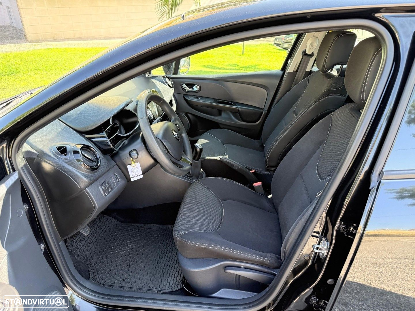 Renault Clio 0.9 TCE Limited - 19
