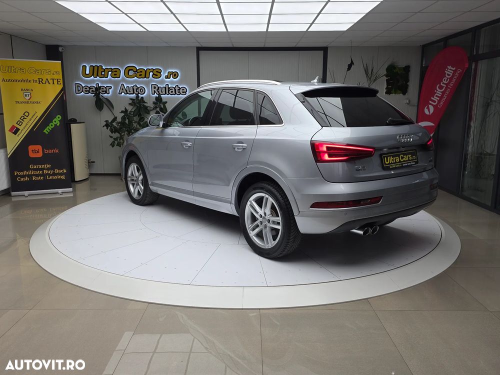 Audi Q3 2.0 TDI Quattro Stronic Design - 4