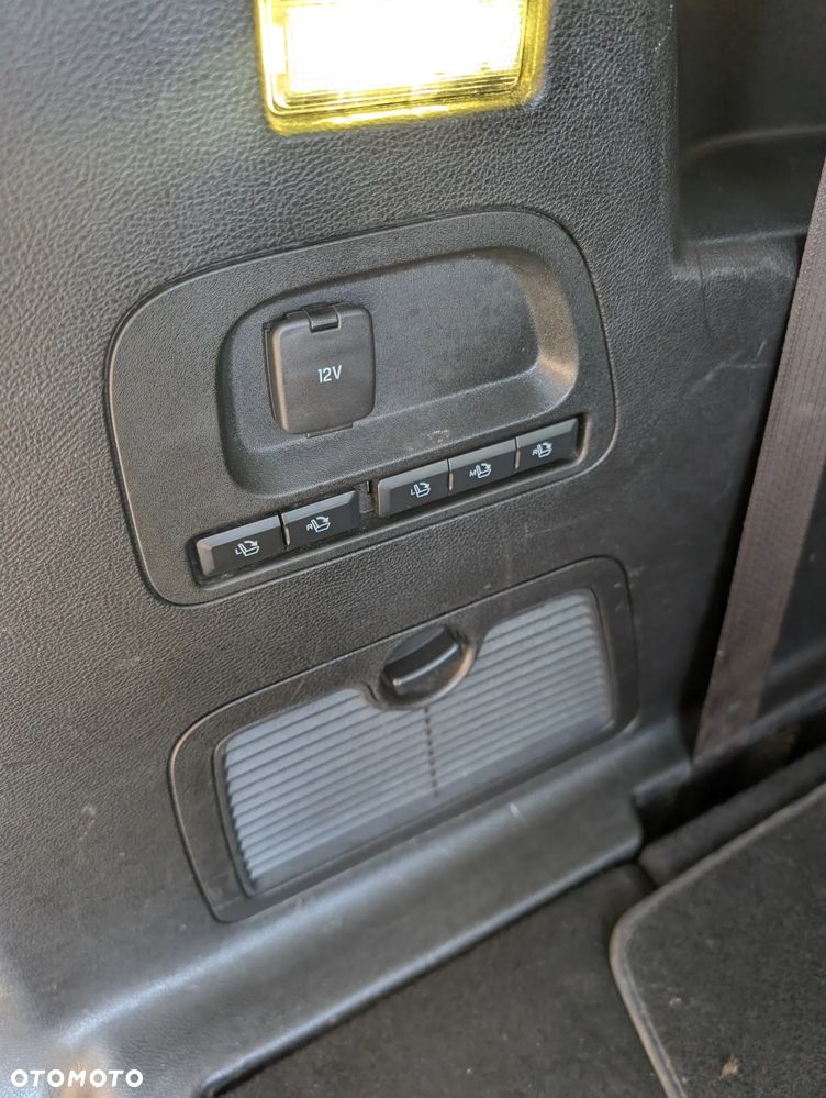 Ford S-Max - 18