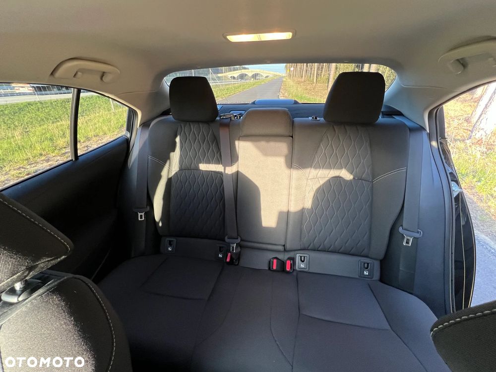 Toyota Corolla 1.8 Hybrid Comfort - 17