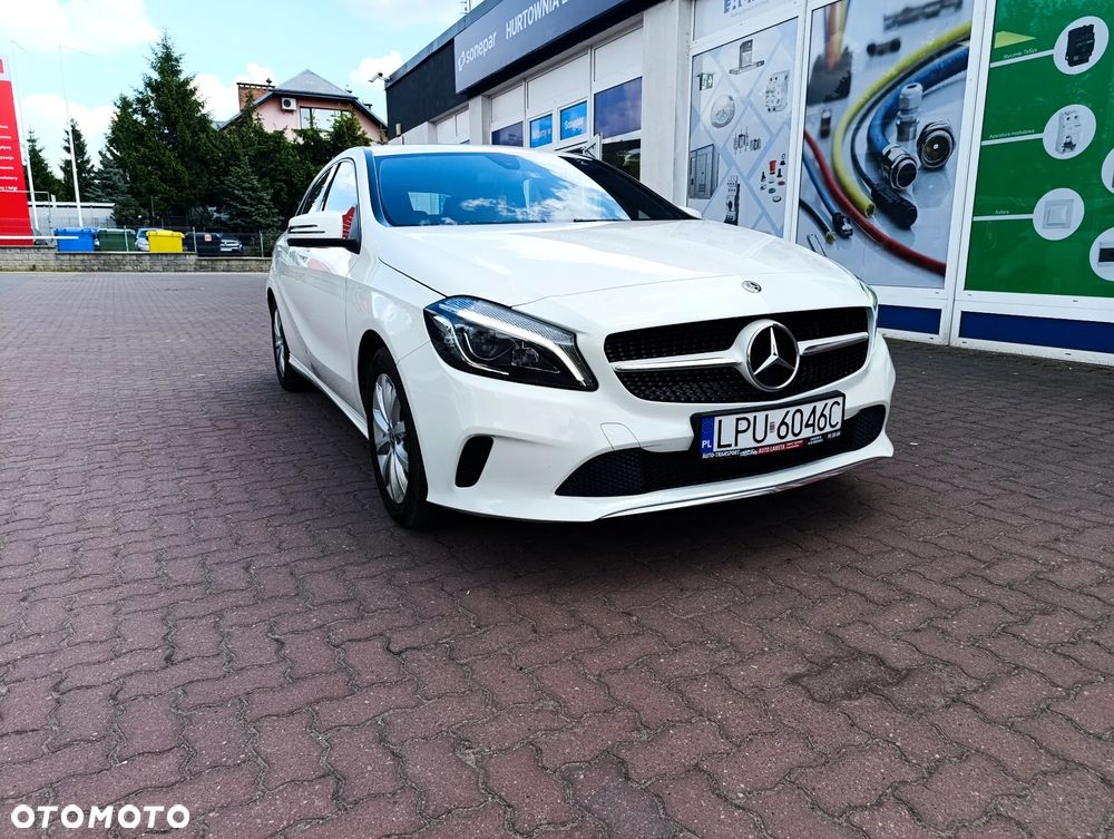 Mercedes-Benz Klasa A 180 7G-DCT Style - 2