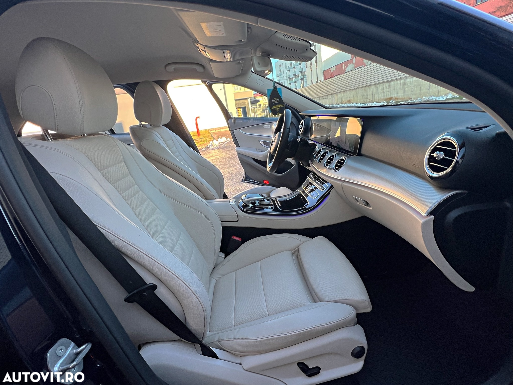 Mercedes-Benz E 220 d 9G-TRONIC Avantgarde - 10