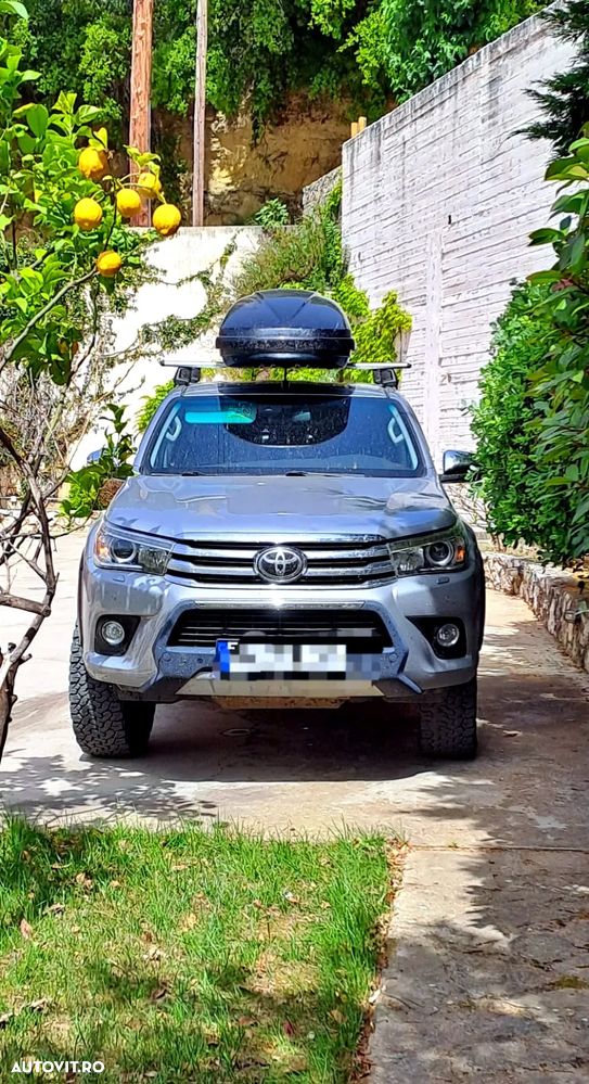 Toyota Hilux - 4