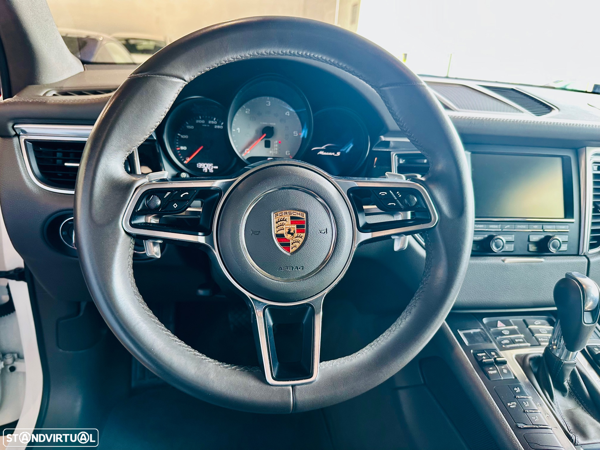 Porsche Macan - 27