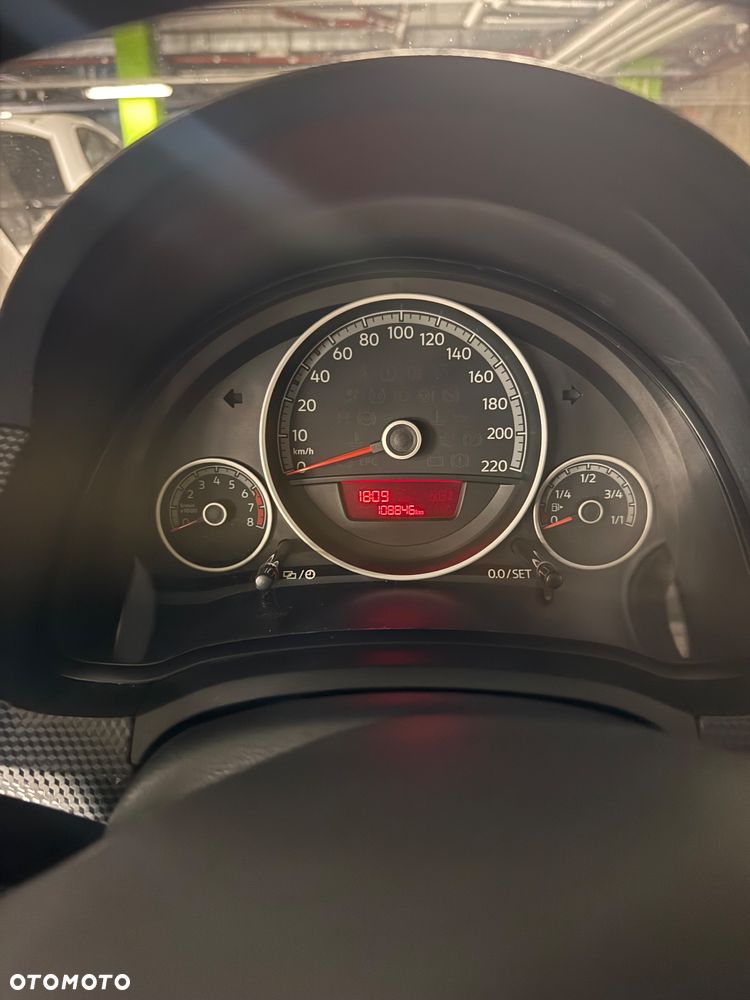Volkswagen up! 1.0 take EU6 - 5