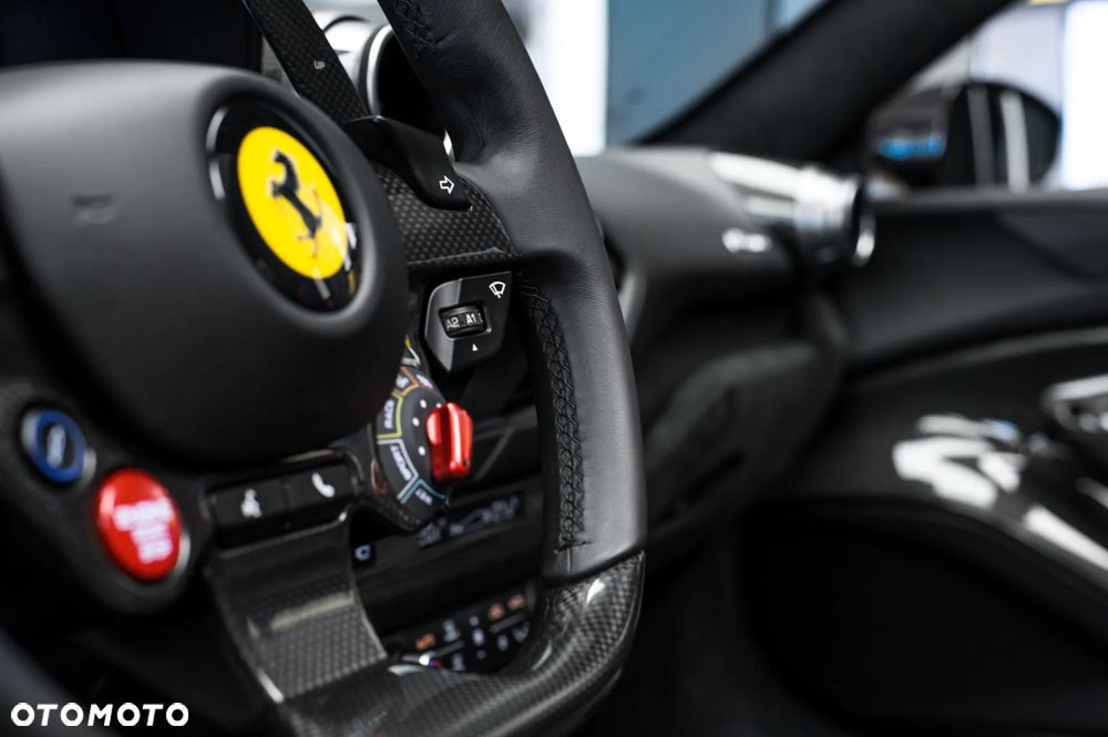 Ferrari F8 Spider Standard - 30