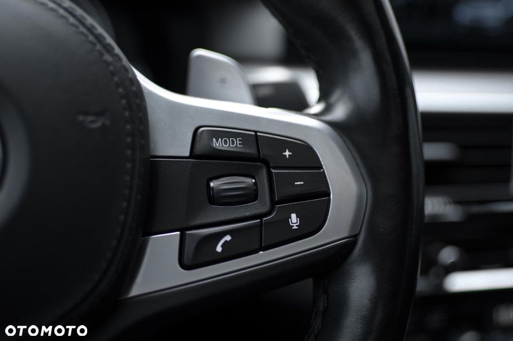 BMW Seria 5 540i GPF M Sport sport - 30