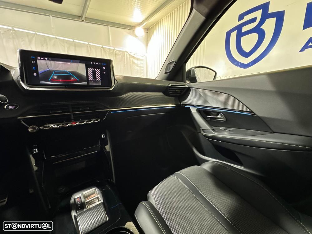Peugeot e-2008 54 kWh GT - 22