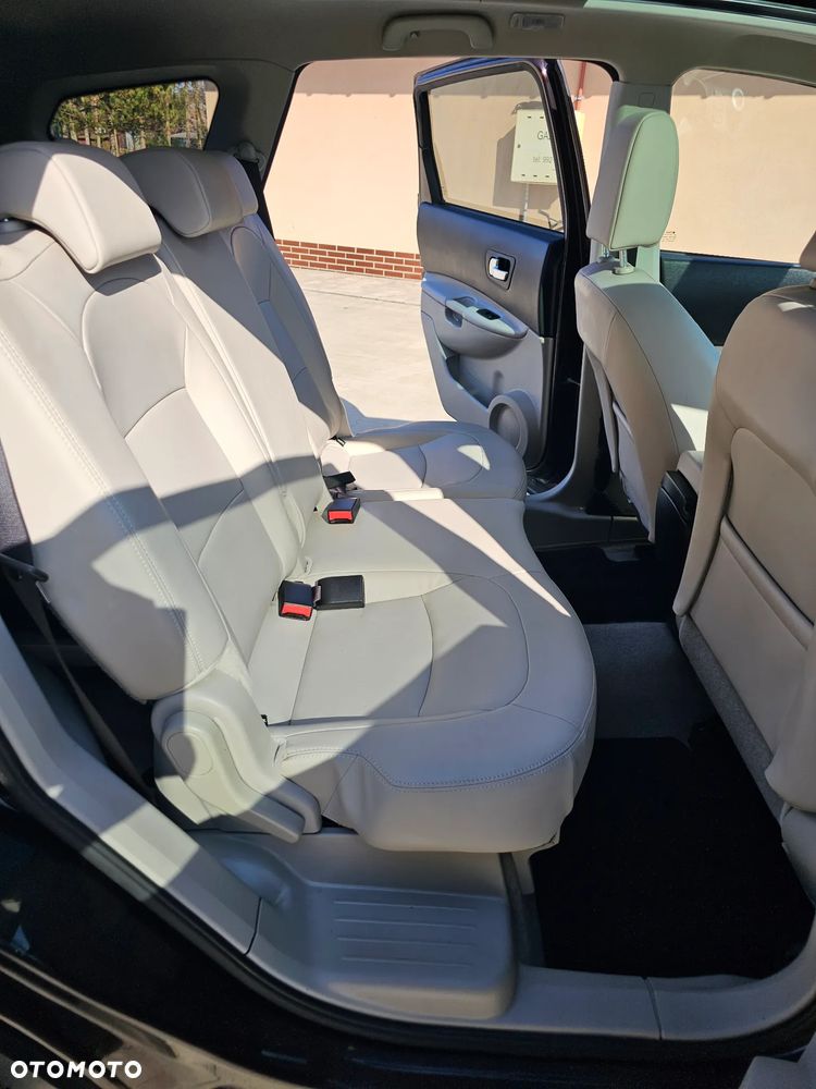 Nissan Qashqai+2 - 34