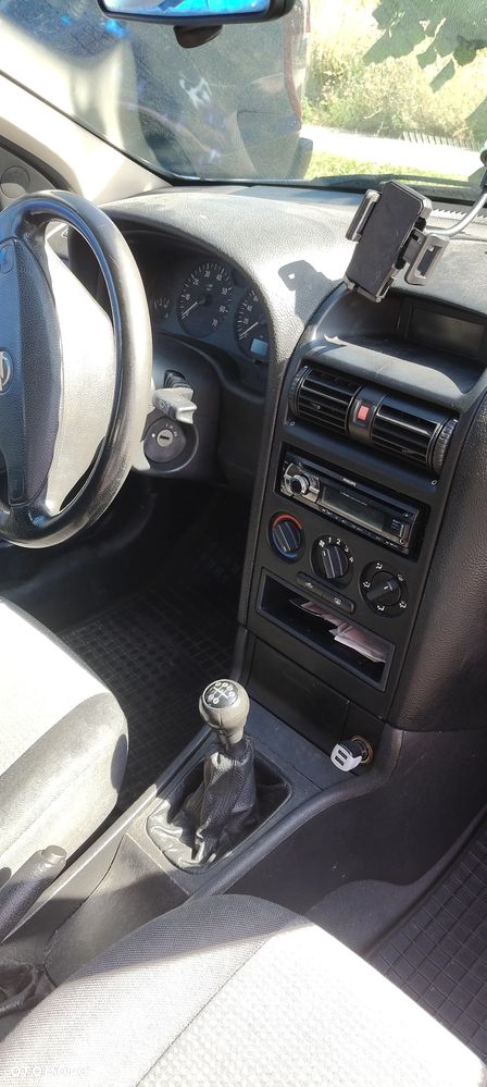 Opel Astra 1.2 Start - 8