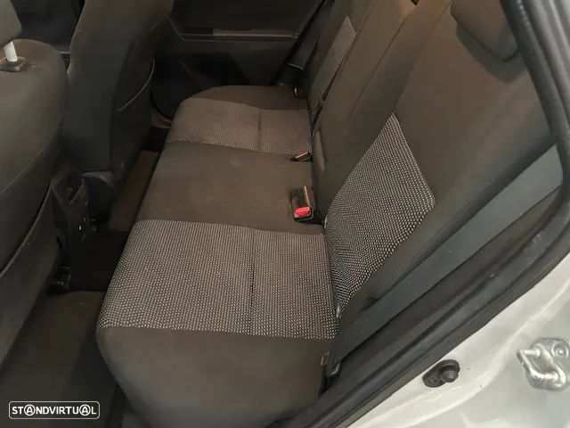 Toyota Auris Touring Sports 1.33 VVT-i Comfort +J16+Navi - 12