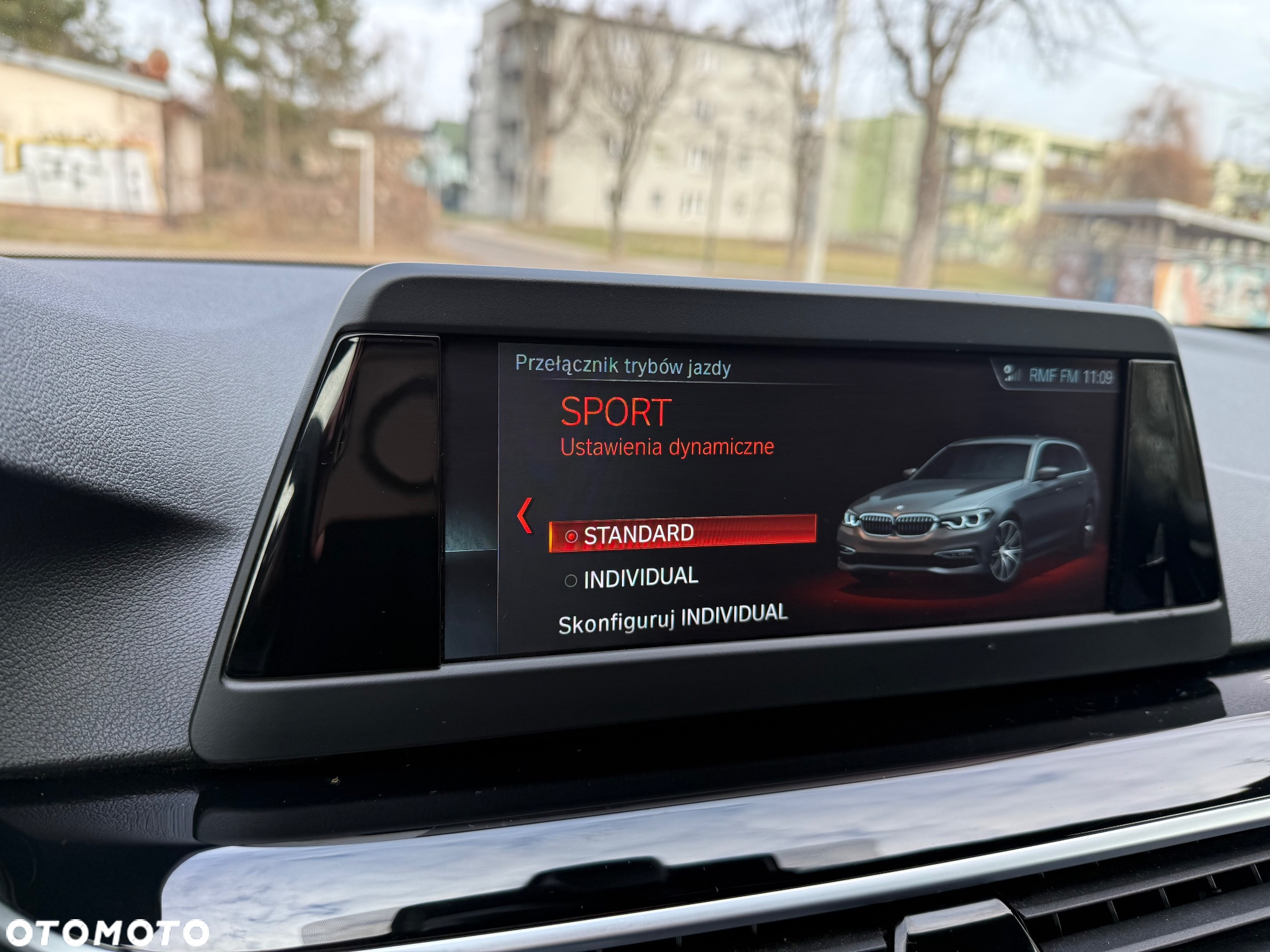BMW Seria 5 520d Sport Line - 19