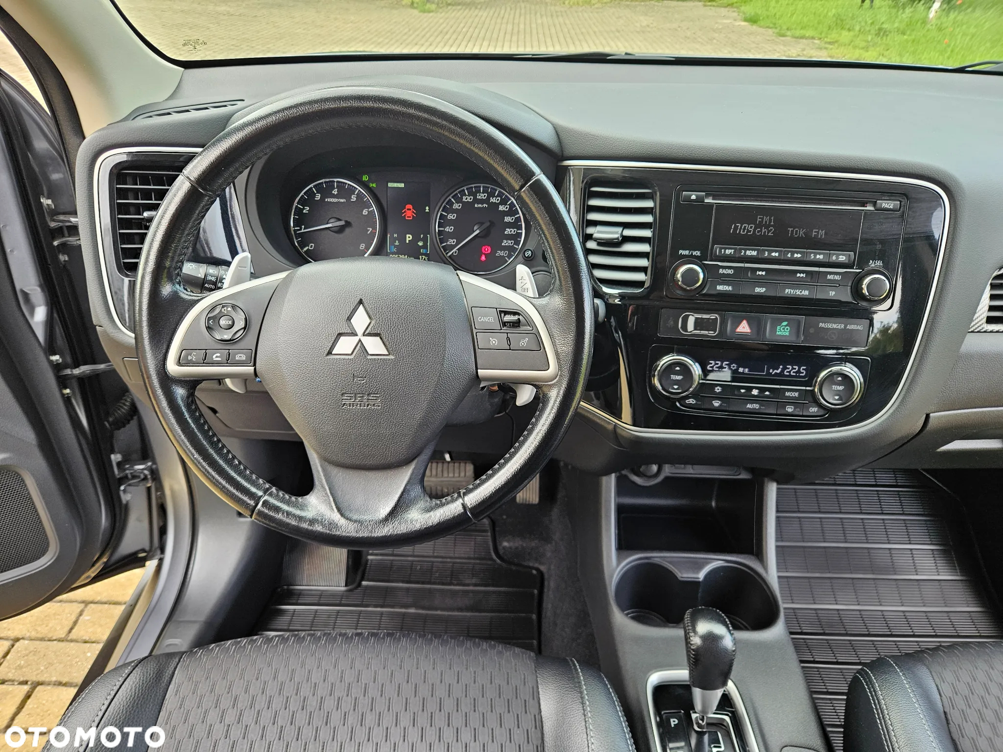 Mitsubishi Outlander 2.0 Intense CVT - 23