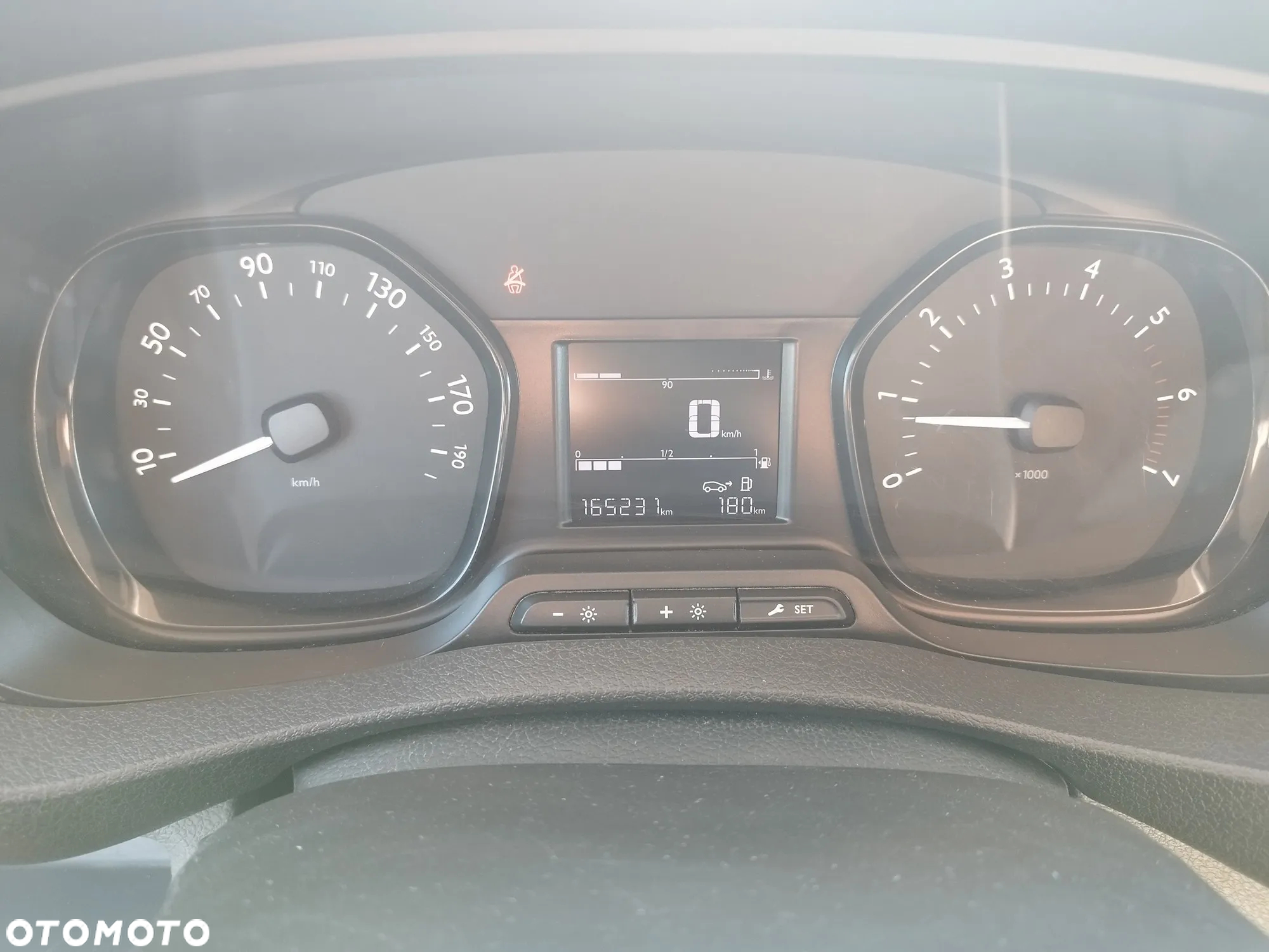 Toyota Proace - 11