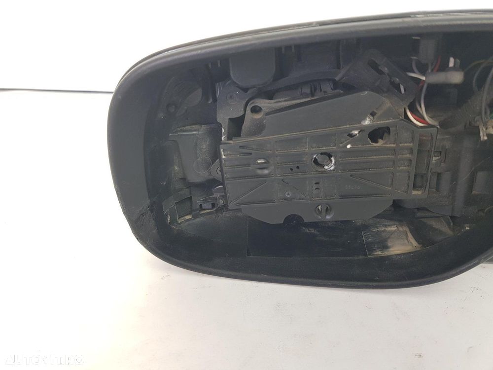 Corp oglinda stanga Toyota Avensis dupa 2002 - 3