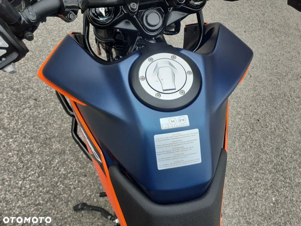 KTM Adventure - 7