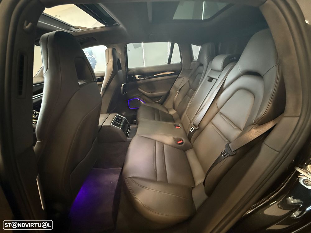 Porsche Panamera 4S E-Hybrid - 4