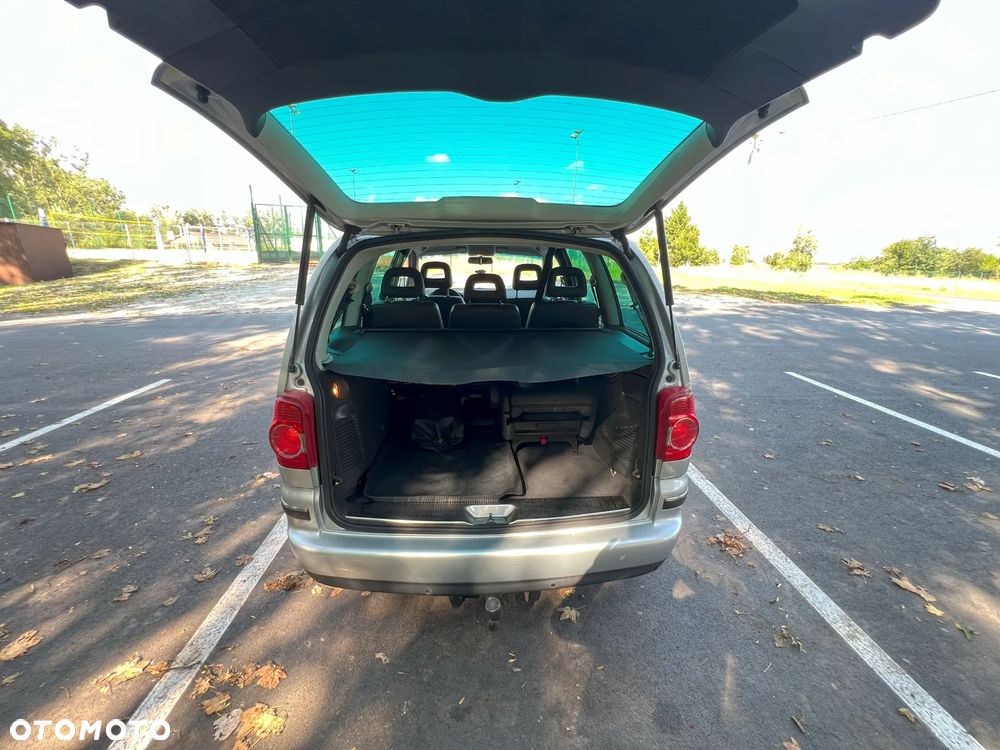 Volkswagen Sharan - 25