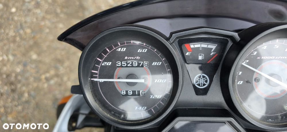 Yamaha YBR - 2